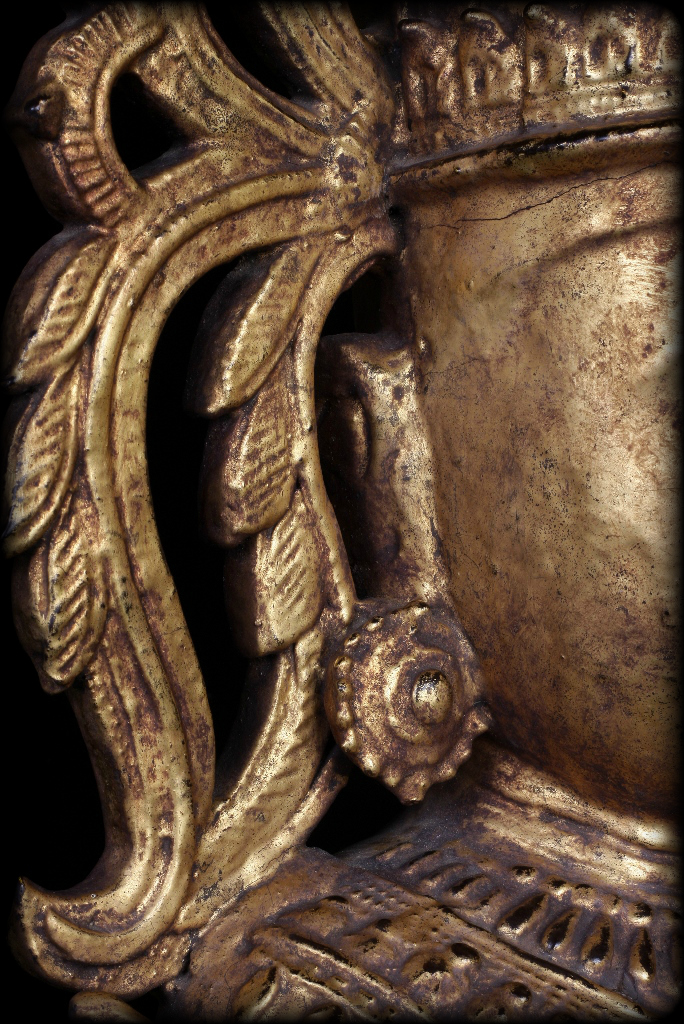 Extremely Rare 18C Wood Crown Shan Burma Buddha #A040